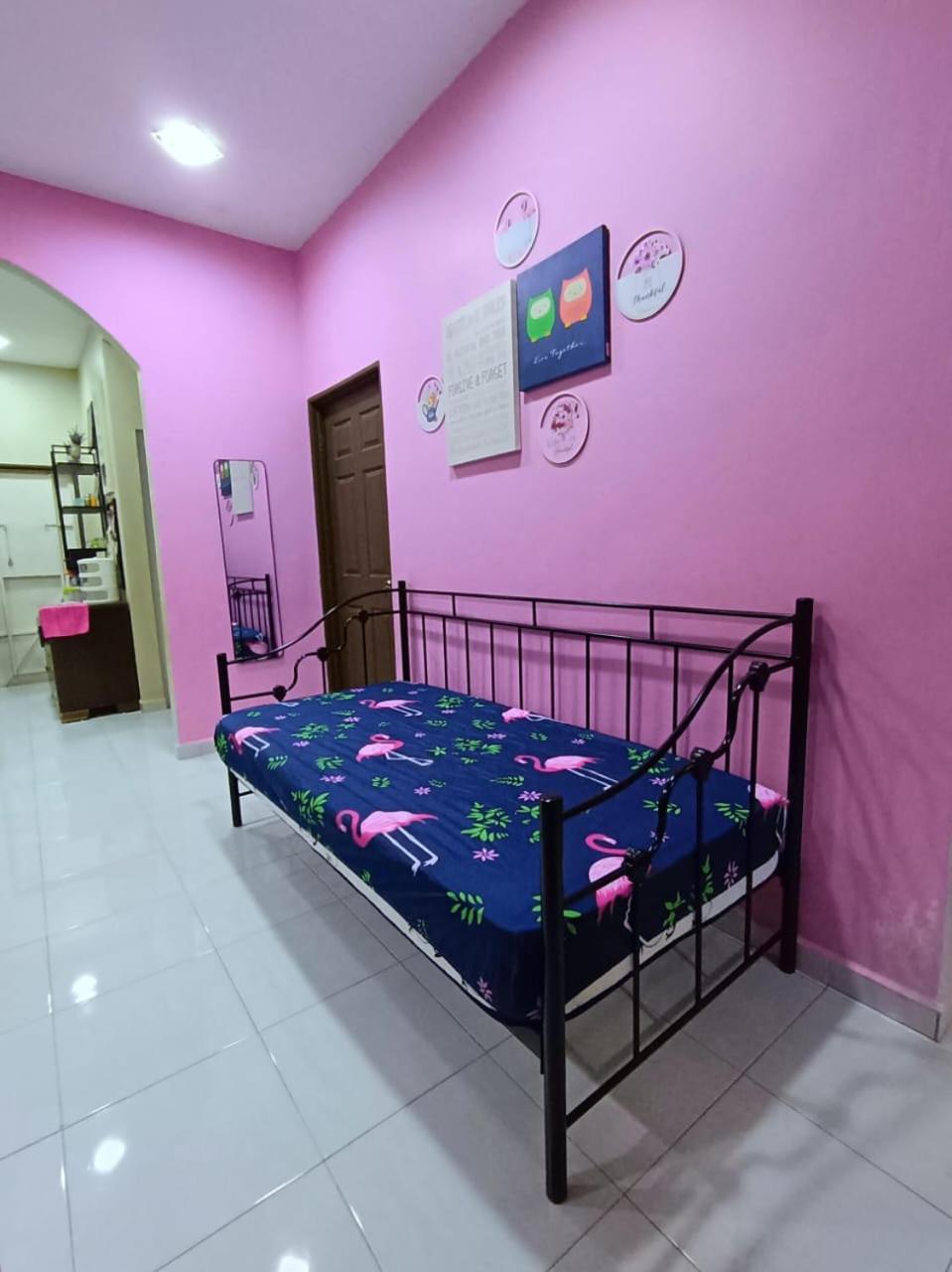 Ebnur Homestay Arau Exterior photo